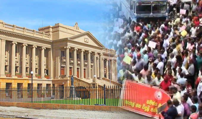 වර්ජනයේ නිරත තැපැල් සේවකයින් අද ජනාධිපති ලේකම් කාර්යාලයට