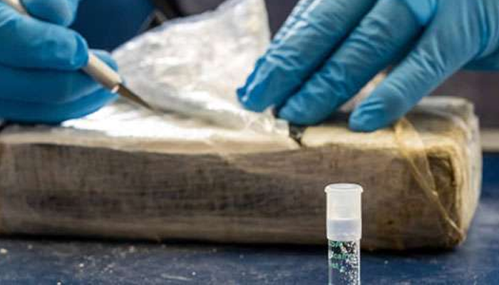 බෙන්තොට වෙරළ තිරයෙන් මත්ද්‍රව්‍ය අඩංගු පාර්සලයක්