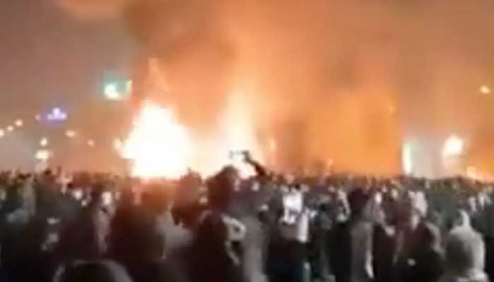 විරෝධතා නිසා ඉරානය උණුසුම්