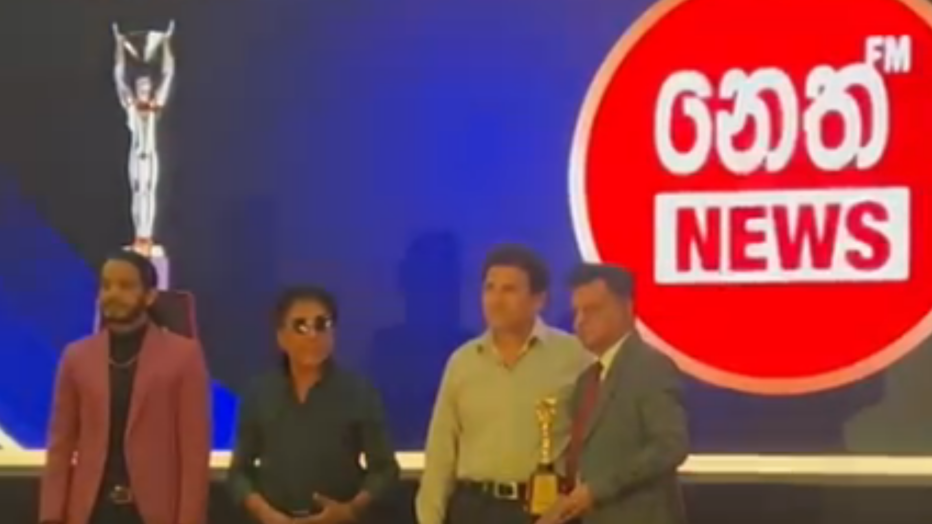 නෙත් නිවුස් යළි සම්මානයෙන් පිදුම් ලබයි