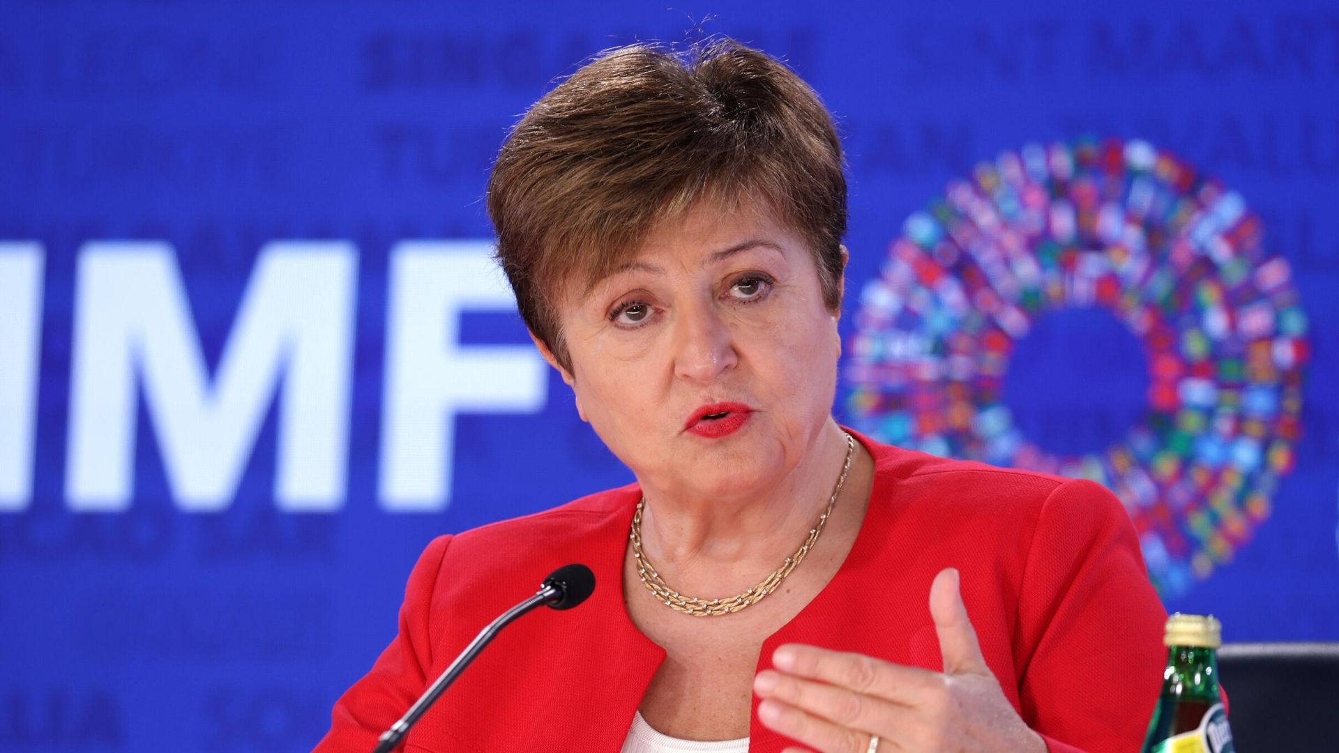 ජාත්‍යන්තර මූල්‍ය අරමුදලේ කළමනාකාර අධ්‍යක්ෂිකා ක්‍රිස්ටලිනා ජෝර්ජිවා වත්මන් රජයට ප්‍රසාදය