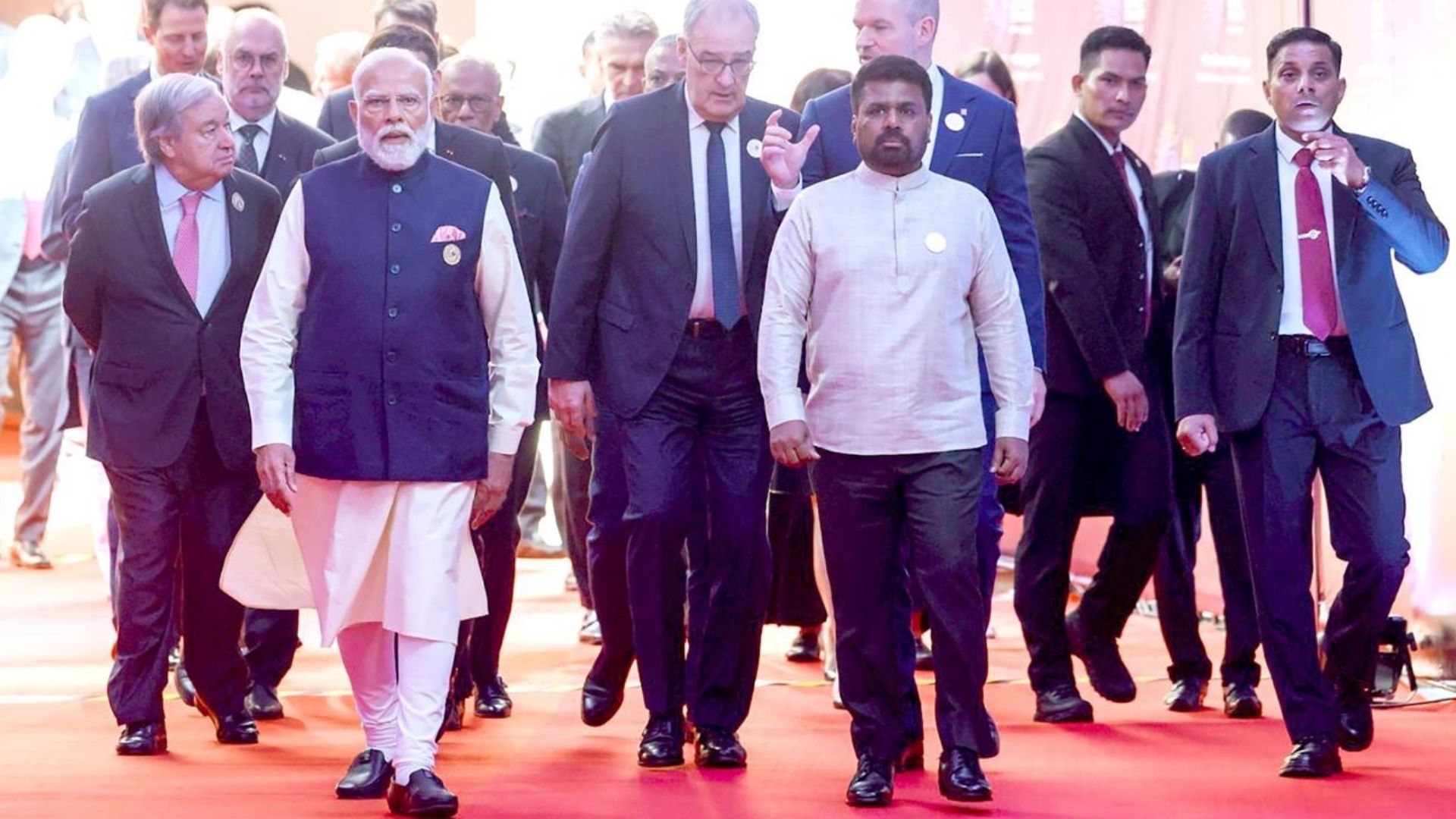 ජනපති අනුර රටවල් කිහිපයක නායකයින් නවදිල්ලියේදී හමුවෙයි