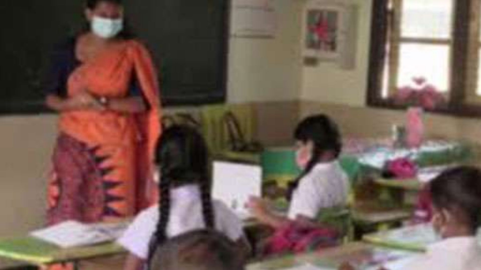 ගුරු සේවයේ පුරප්පාඩු සඳහා වාර්ෂිකව බඳවා ගැනීම් සිදු කිරීමට රජයෙන් සැලසුම්