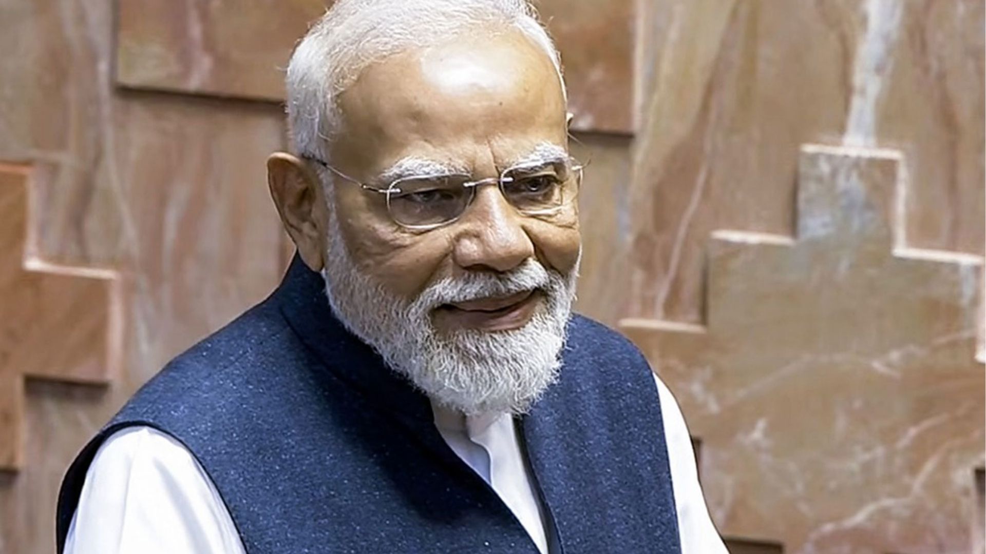 මෝදි යළිත් ලොව ජනප්‍රියම නායකයා වෙයි