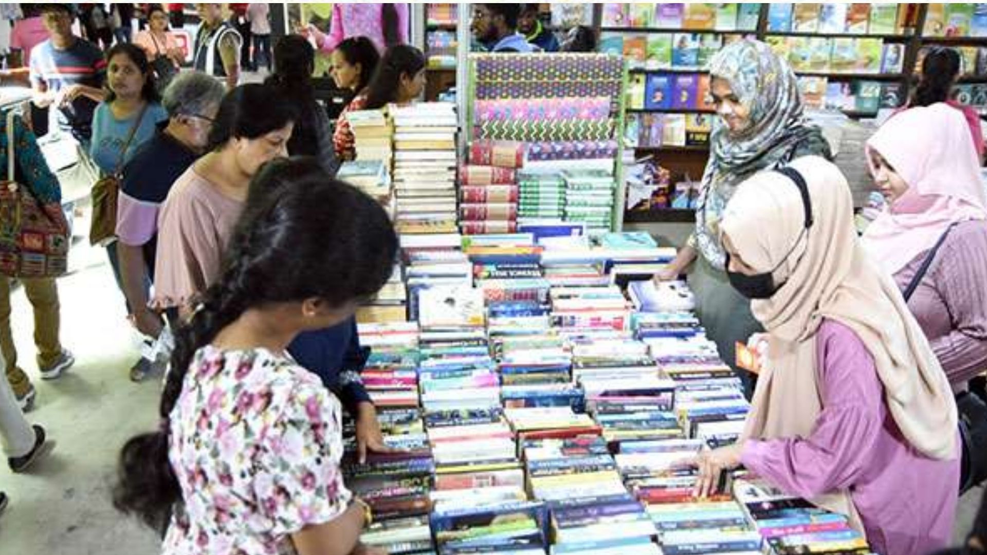 කියවීම දිරි ගන්වන මහනුවර පොත් ප්‍රදර්ශනය ඇරඹෙයි