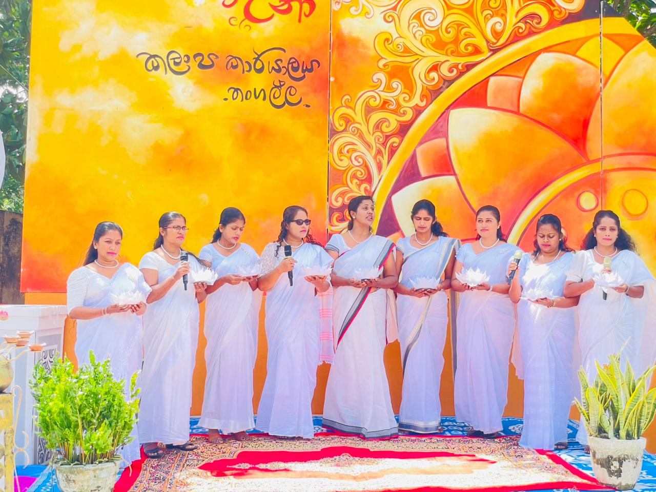 පොසොන් පොහොය වෙනුවෙන්  තංගල්ල කලාප අධ්‍යාපන කාර්යාලයේ වැඩසටහන් රැසක්